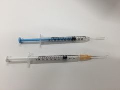 青色(上)7人用、透明(下)5人用